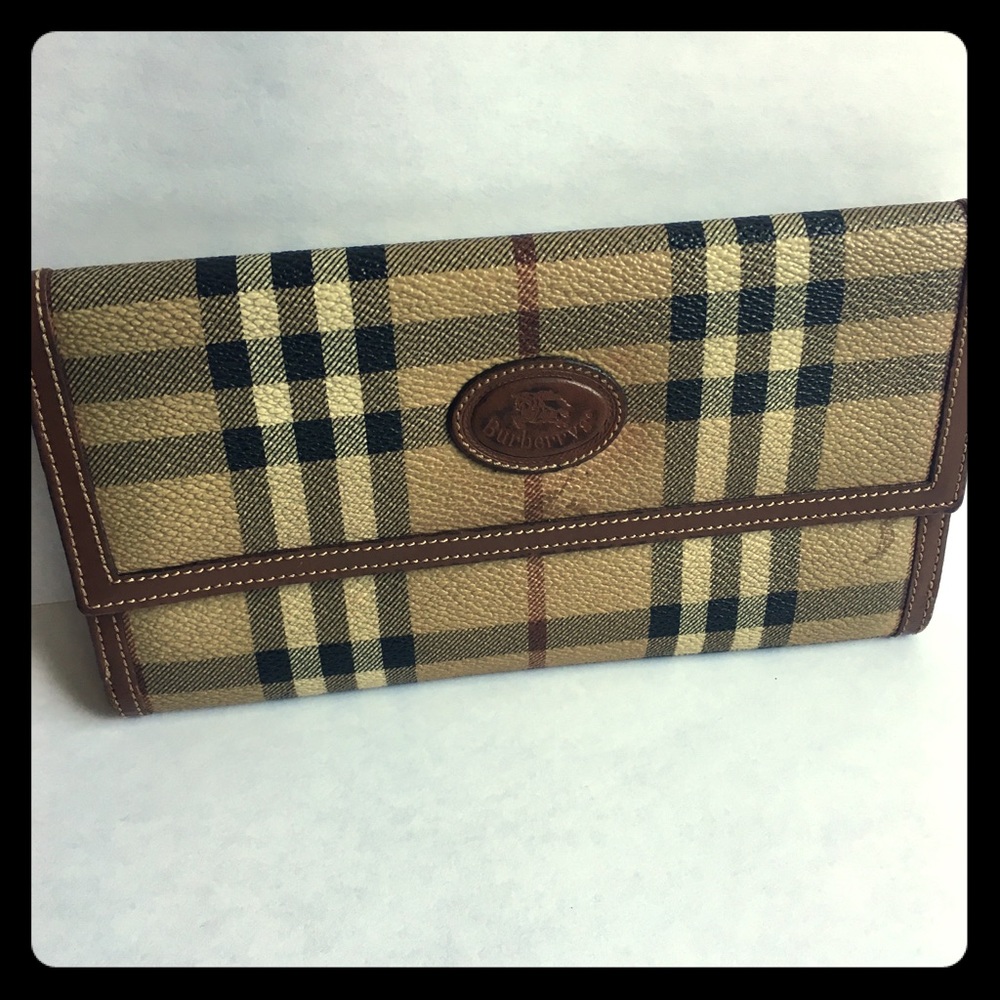 Vintage Burberry (as “Burberry’s of London) Wallet